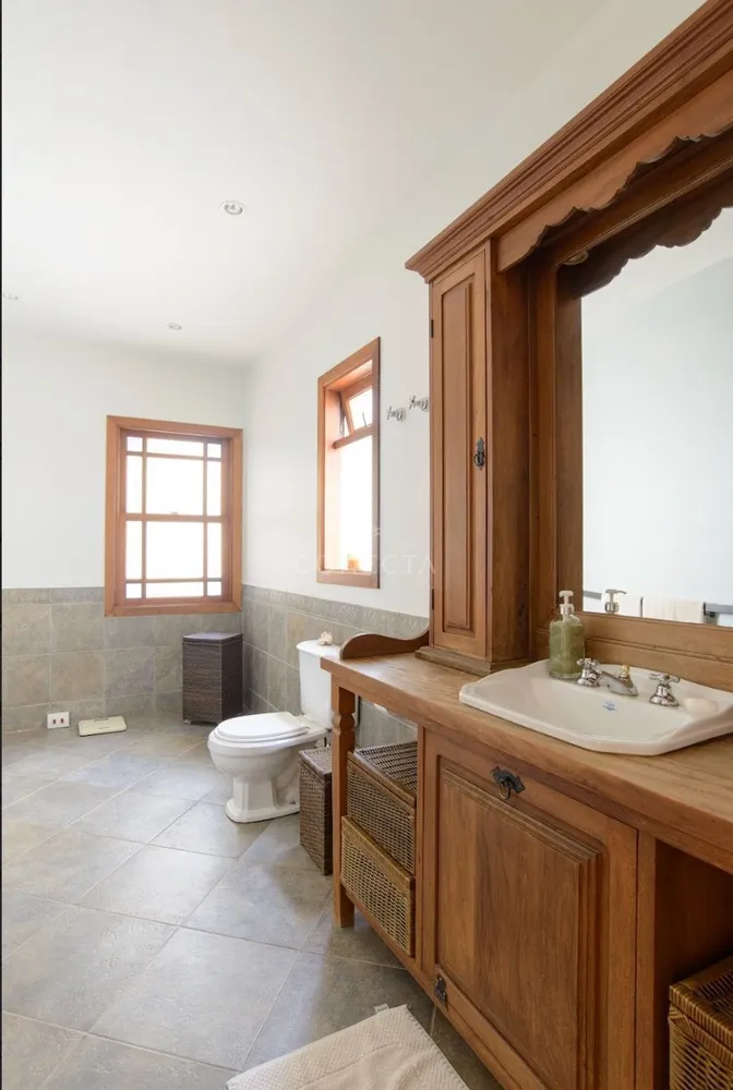 Casa, 4 quartos, 394 m² - Foto 1