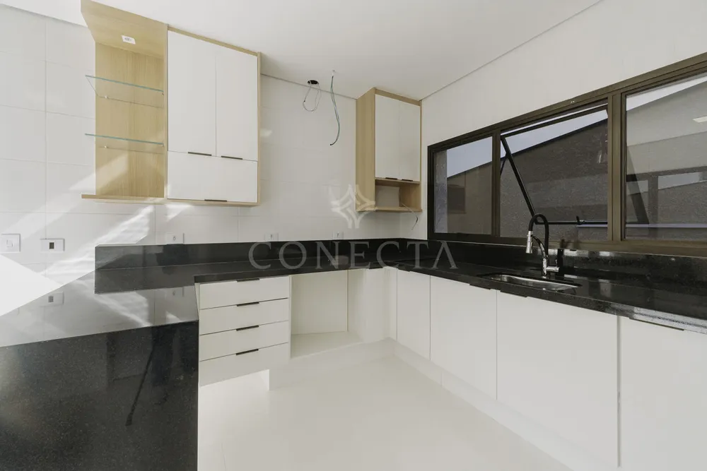 Casa, 4 quartos, 330 m² - Foto 2