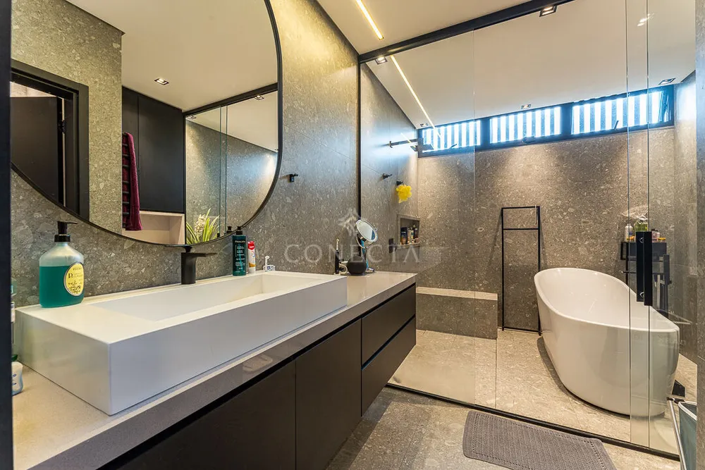 Casa, 3 quartos, 423 m² - Foto 1