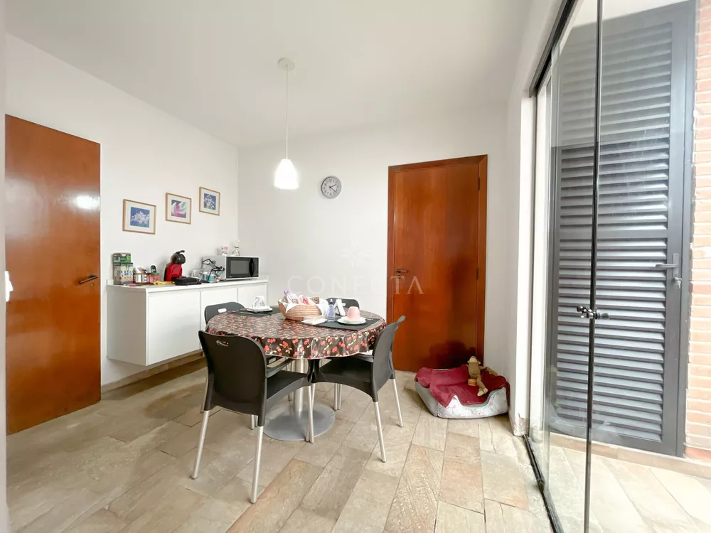 Casa, 4 quartos, 302 m² - Foto 1