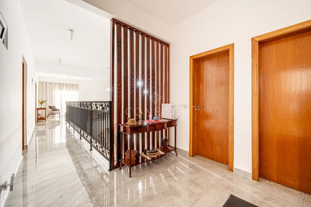 Casa, 4 quartos, 367 m² - Foto 1