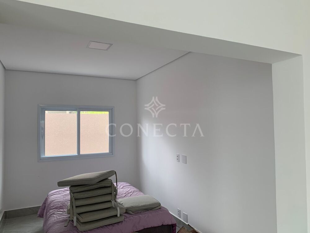 Casa à venda com 4 quartos, 438m² - Foto 2