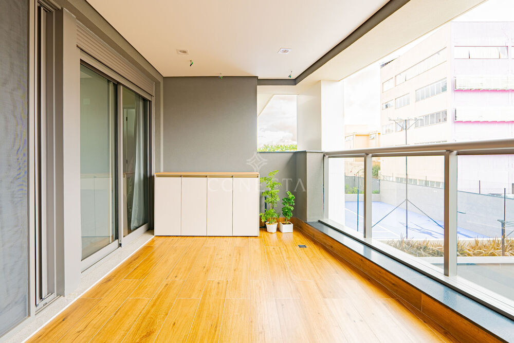 Apartamento à venda com 3 quartos, 123m² - Foto 1