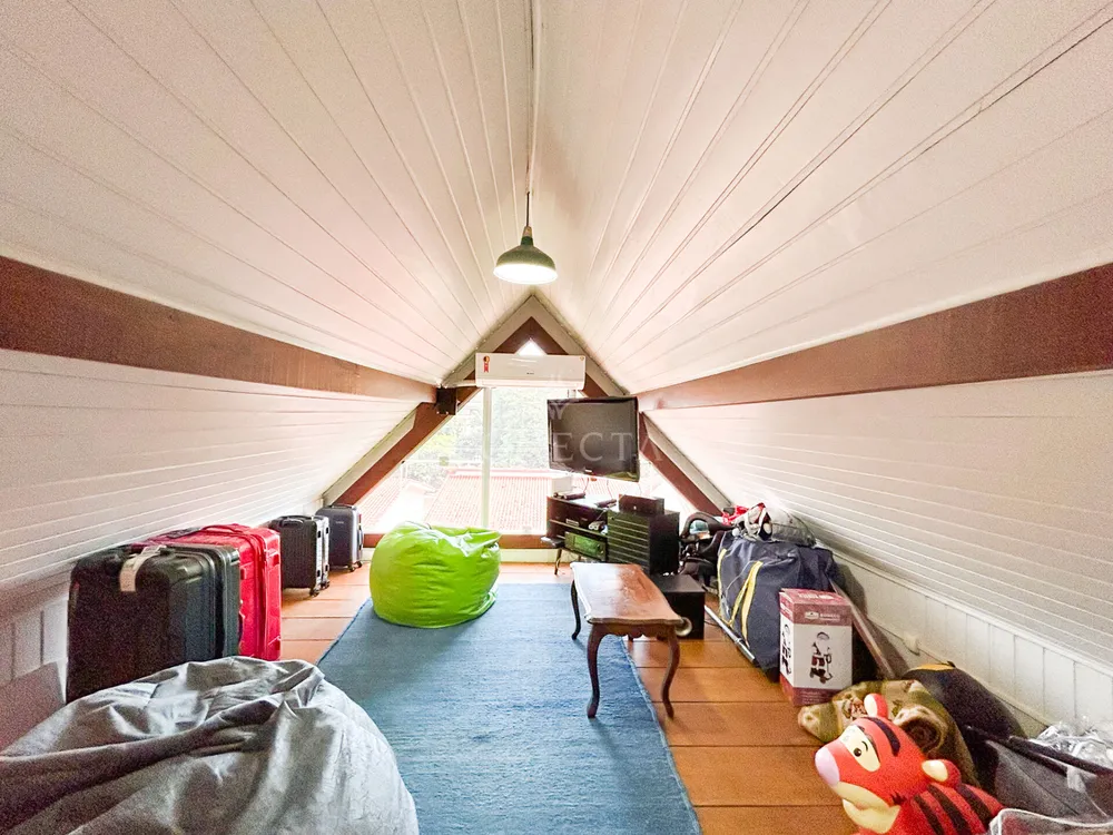 Casa, 3 quartos, 274 m² - Foto 1