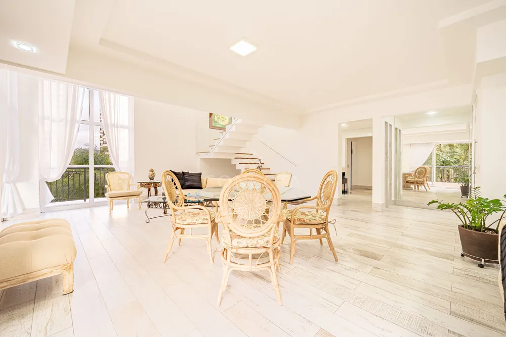 Cobertura, 3 quartos, 220 m² - Foto 1
