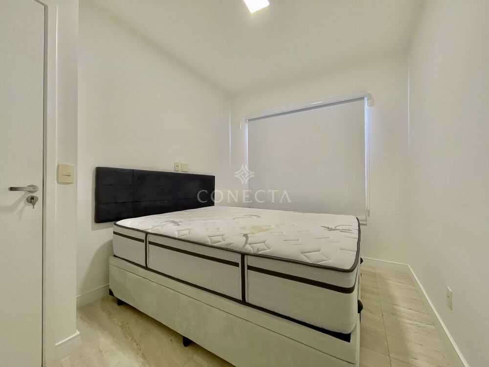 Apartamento à venda com 2 quartos, 63m² - Foto 2