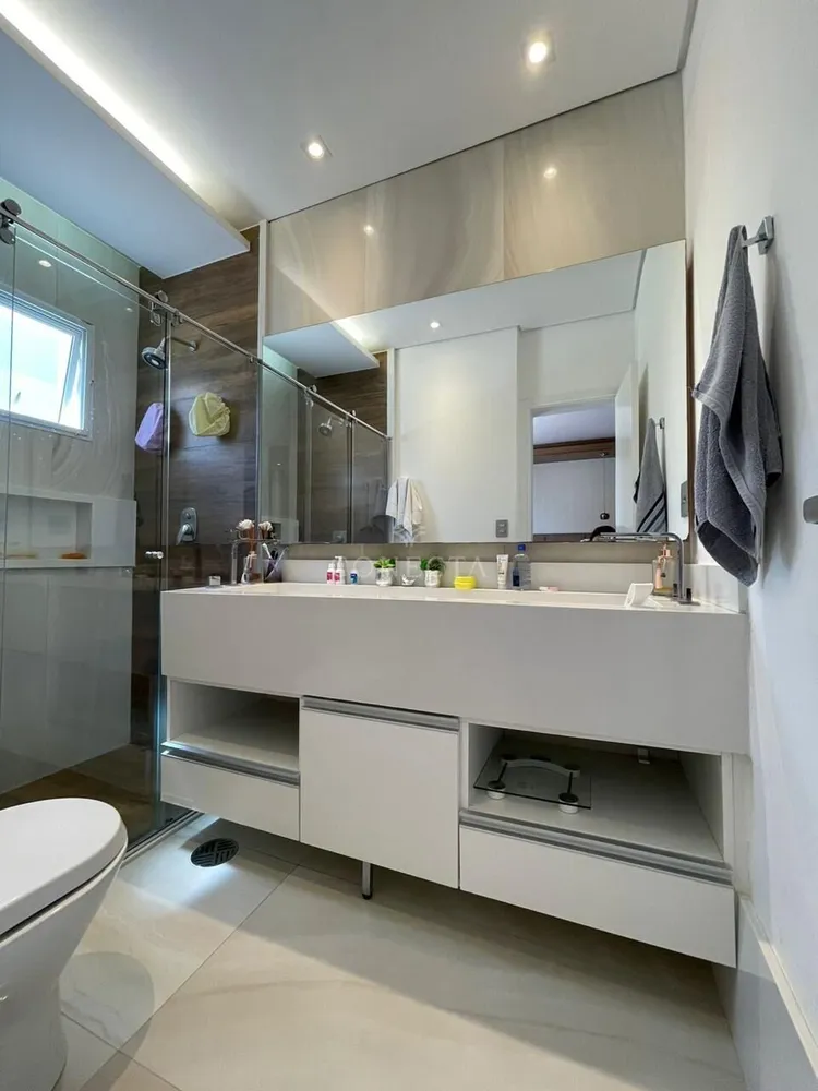 Casa, 3 quartos, 290 m² - Foto 2
