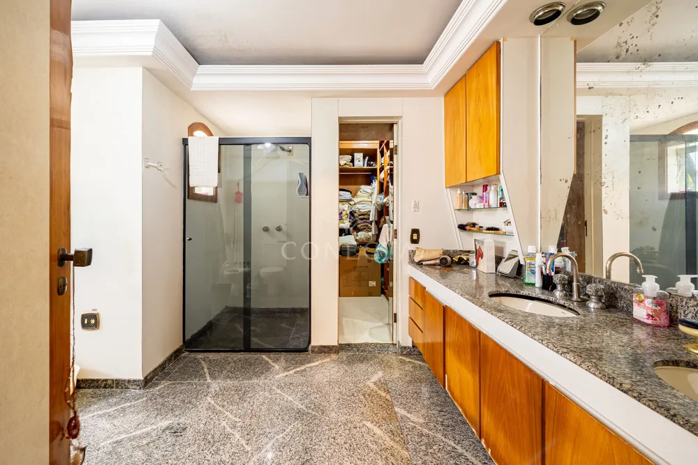 Casa, 4 quartos, 370 m² - Foto 1