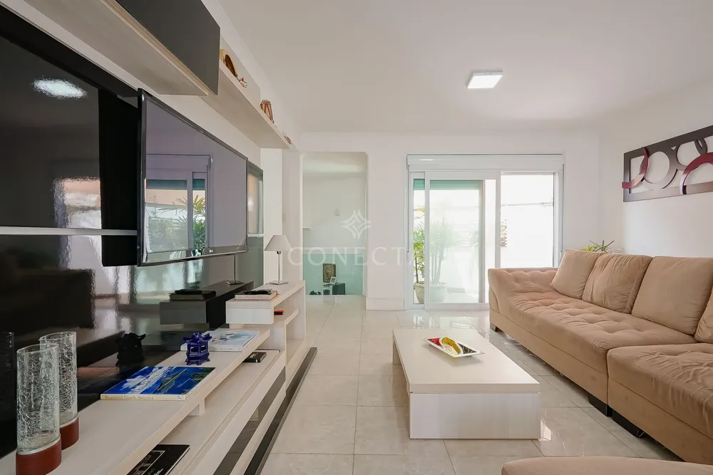 Casa, 4 quartos, 234 m² - Foto 2