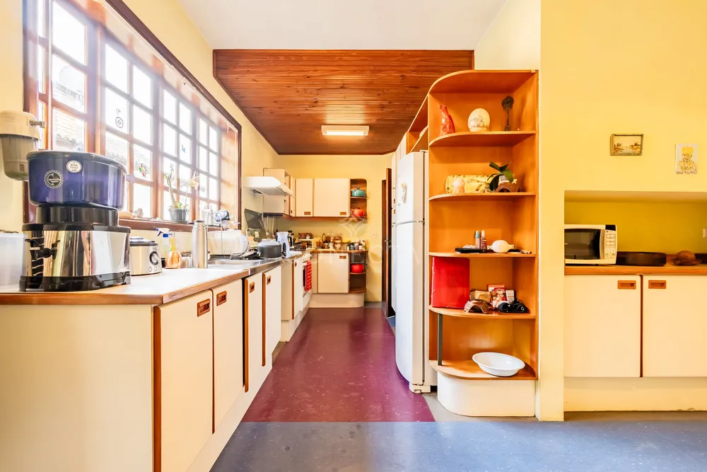 Casa, 4 quartos, 327 m² - Foto 1
