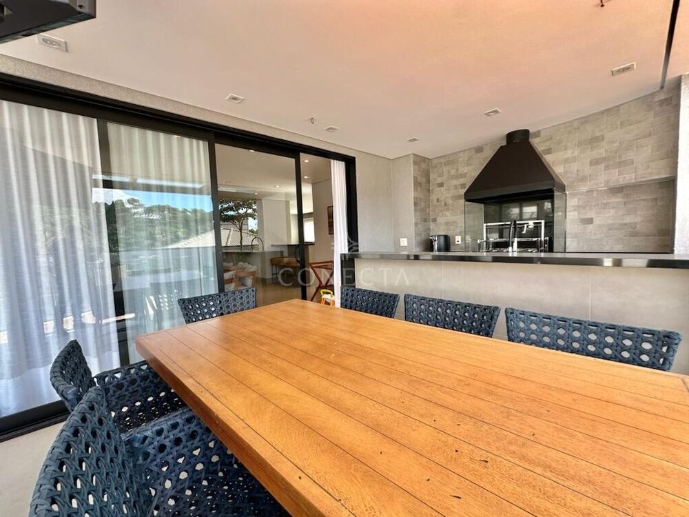 Casa para alugar com 4 quartos, 445m² - Foto 4