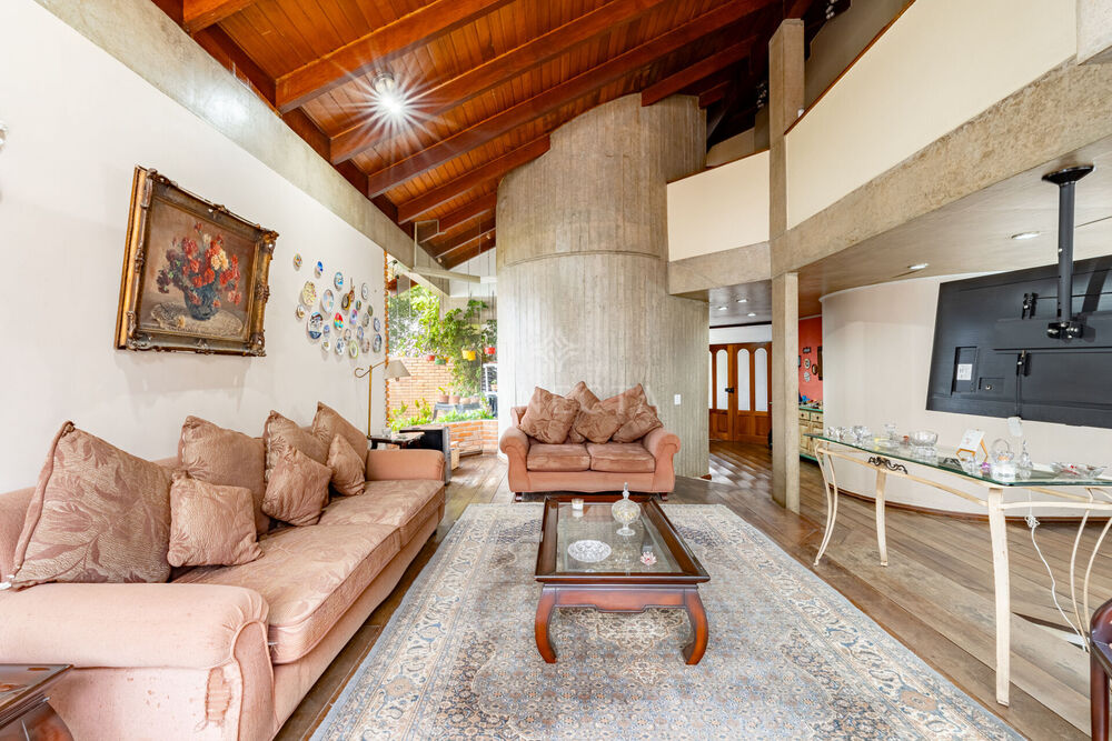 Casa, 3 quartos, 325 m² - Foto 3