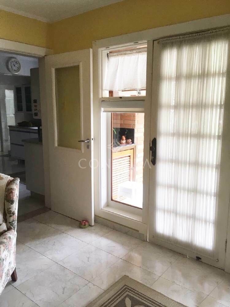 Casa, 4 quartos, 380 m² - Foto 1