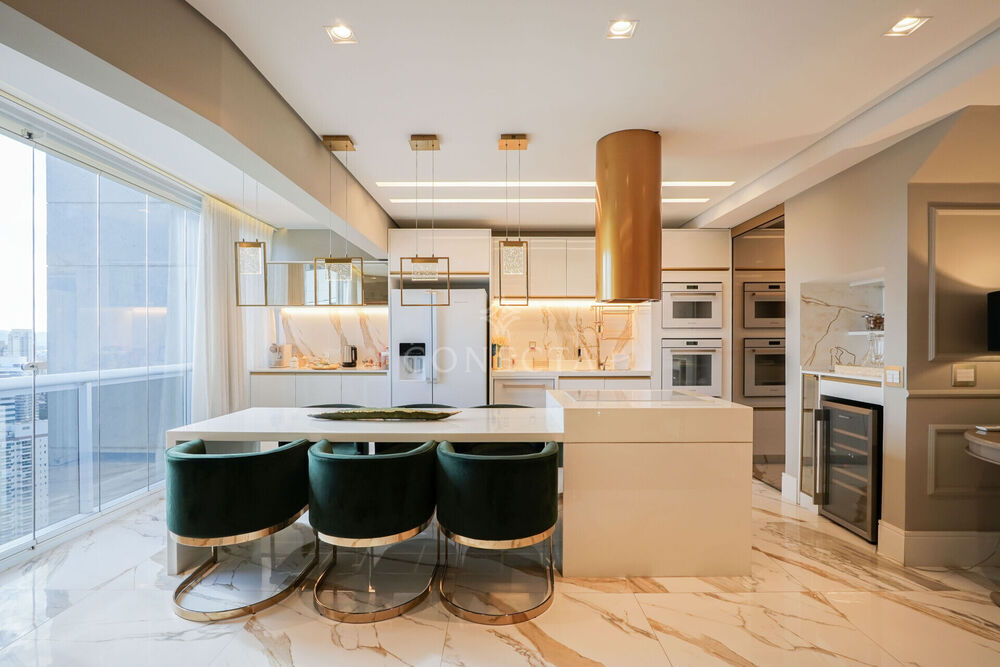 Cobertura à venda com 2 quartos, 169m² - Foto 2