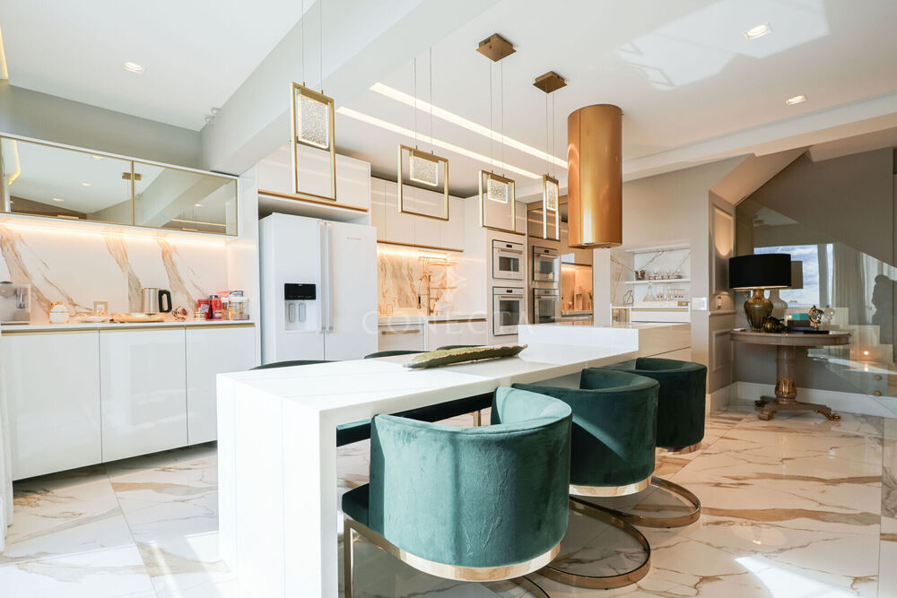 Cobertura à venda com 2 quartos, 169m² - Foto 3