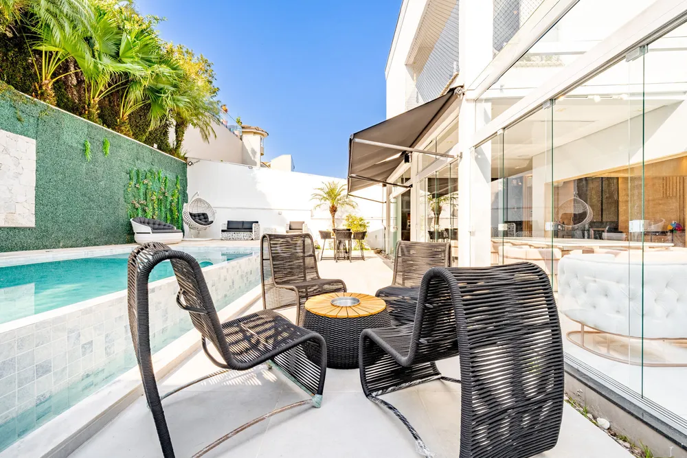 Casa, 4 quartos, 350 m² - Foto 1