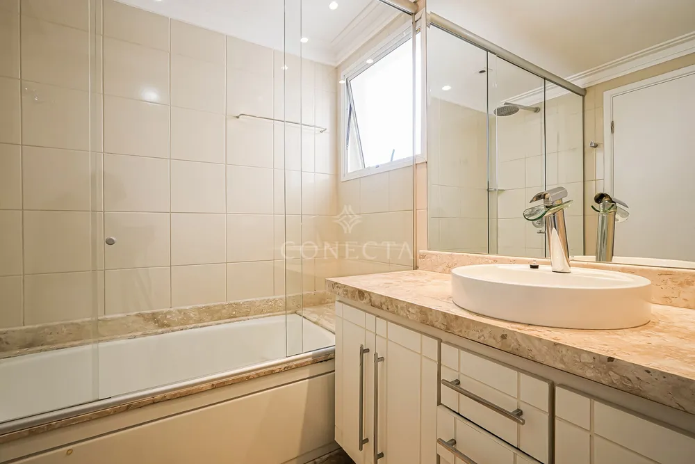 Apartamento, 3 quartos, 165 m² - Foto 2