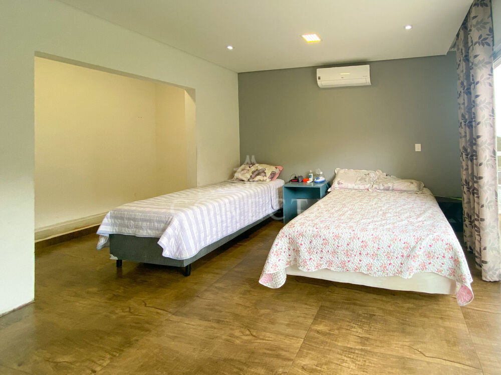Casa à venda com 4 quartos, 425m² - Foto 11