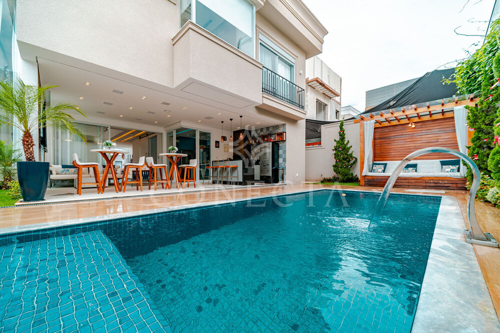 Casa, 5 quartos, 460 m² - Foto 1