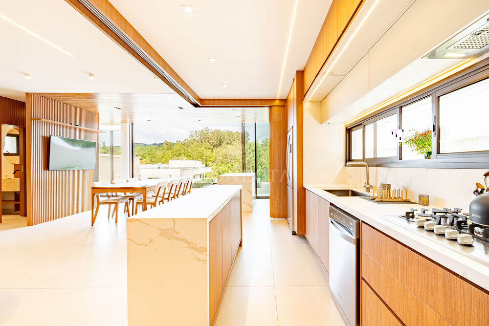 Casa, 4 quartos, 330 m² - Foto 4