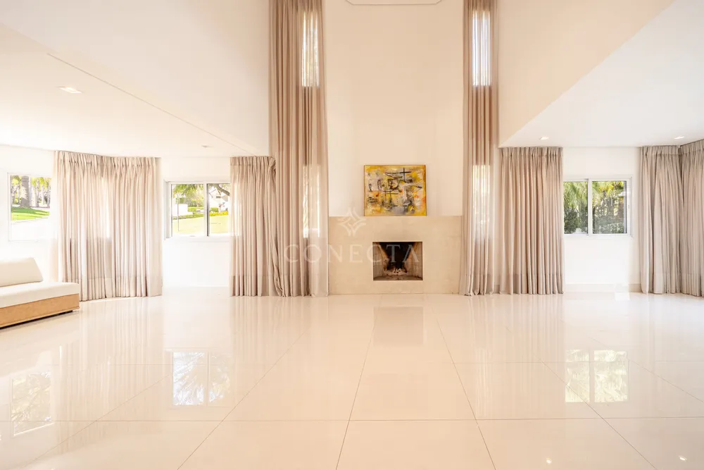 Casa, 4 quartos, 382 m² - Foto 1