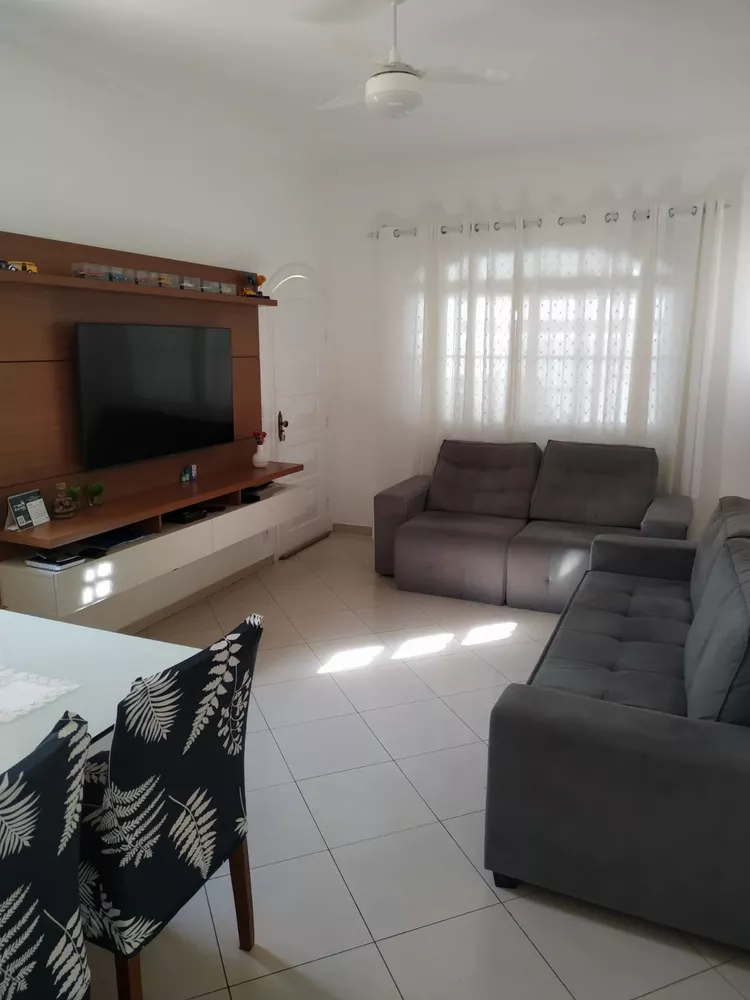 Sobrado à venda com 2 quartos, 120m² - Foto 1