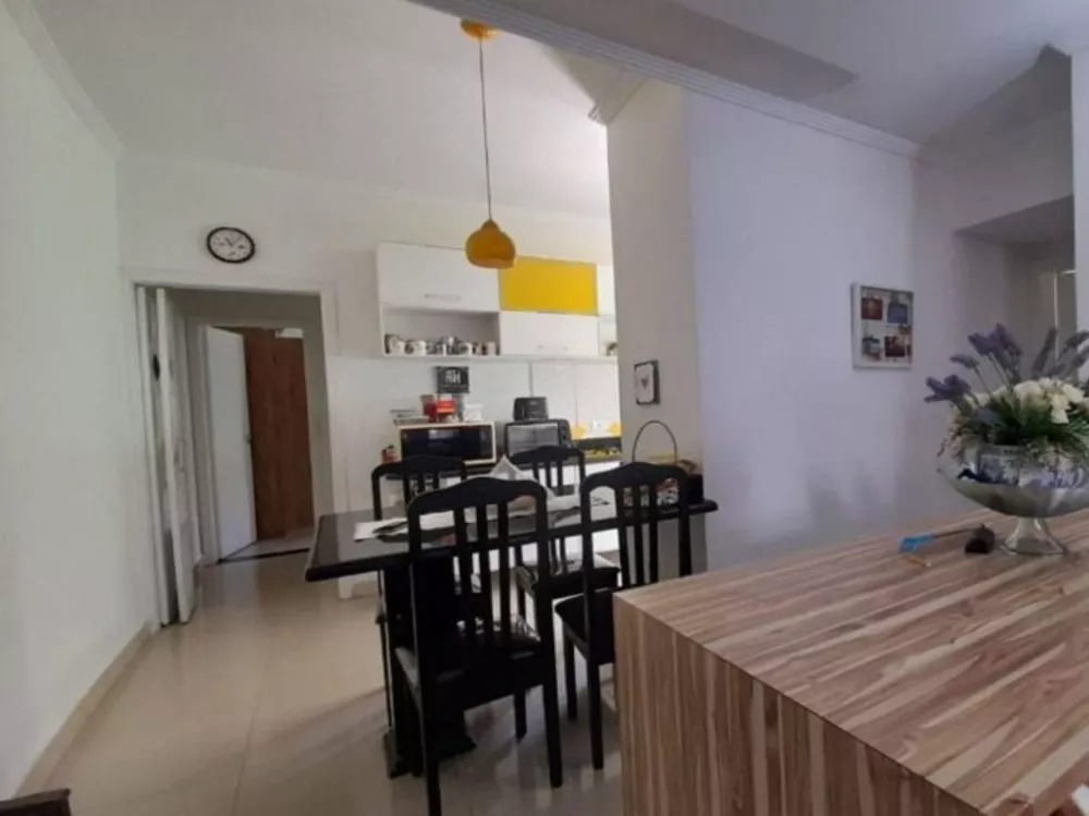 Casa à venda com 2 quartos, 110m² - Foto 3