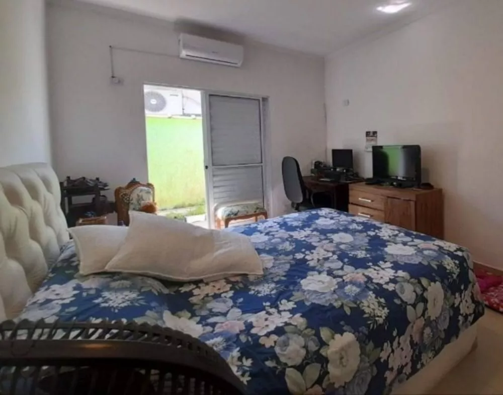 Casa à venda com 2 quartos, 110m² - Foto 13