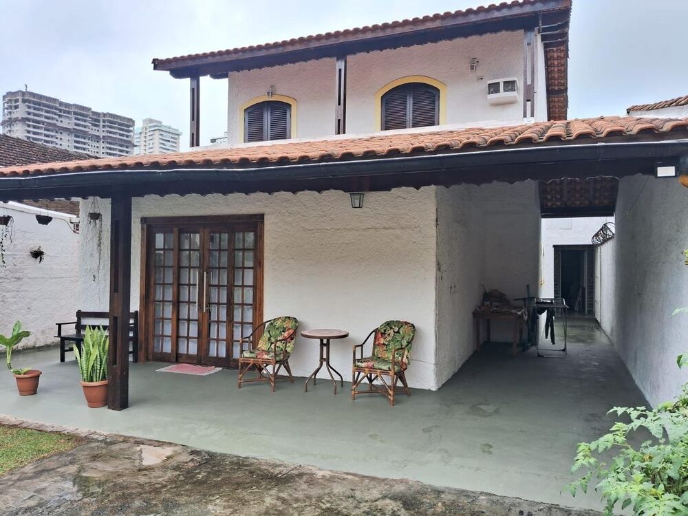 Casa, 4 quartos, 200 m² - Foto 1