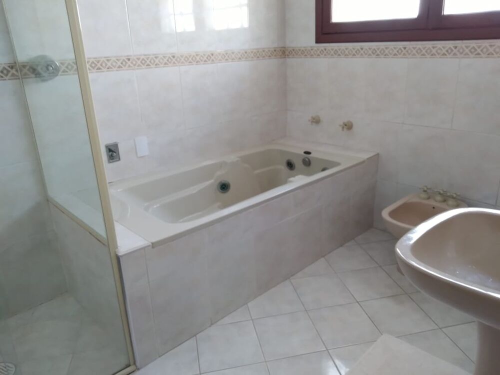 Casa, 4 quartos, 250 m² - Foto 17