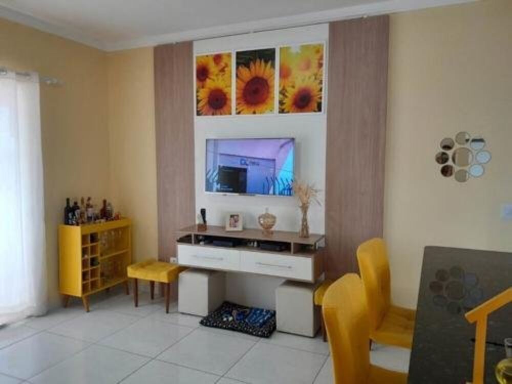 Casa de Condomínio à venda com 2 quartos, 80m² - Foto 1
