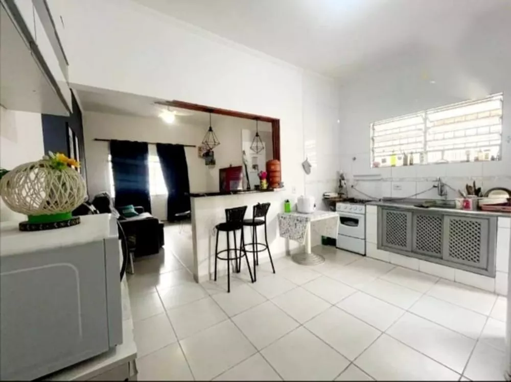 Casa à venda com 3 quartos, 98m² - Foto 8