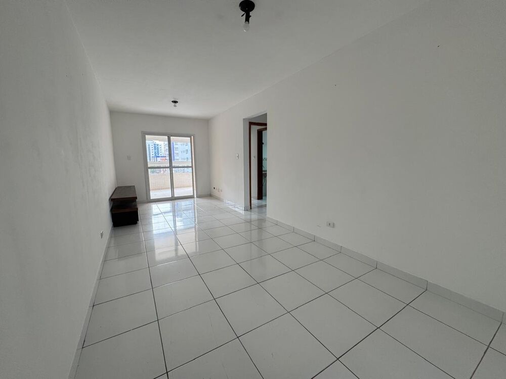 Apartamento à venda com 2 quartos, 82m² - Foto 3