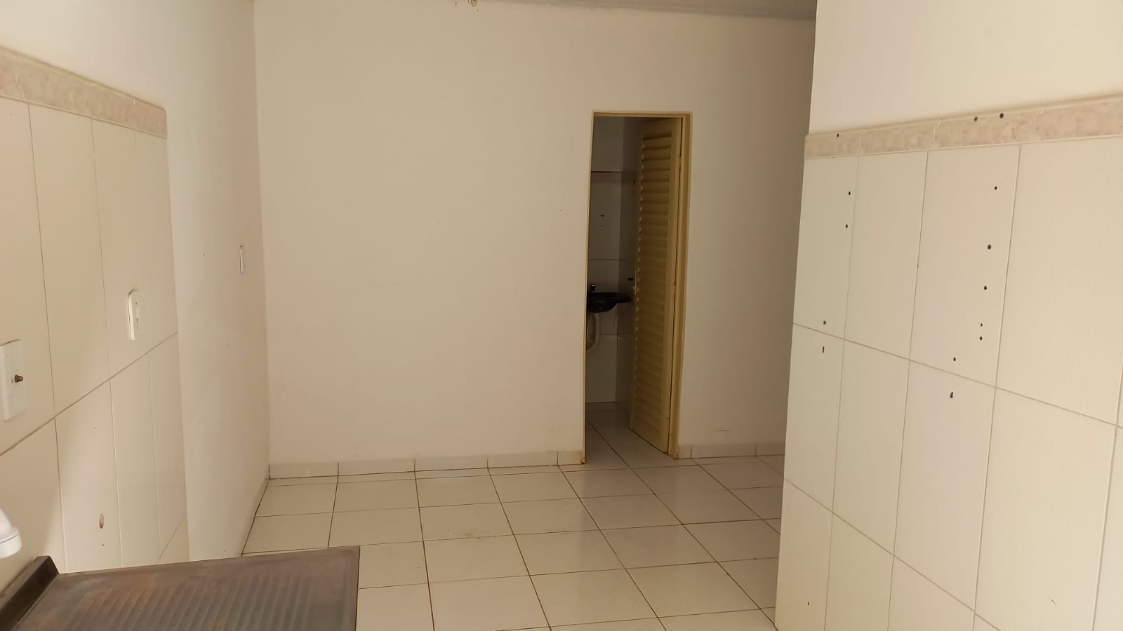 Casa à venda com 3 quartos, 200m² - Foto 11