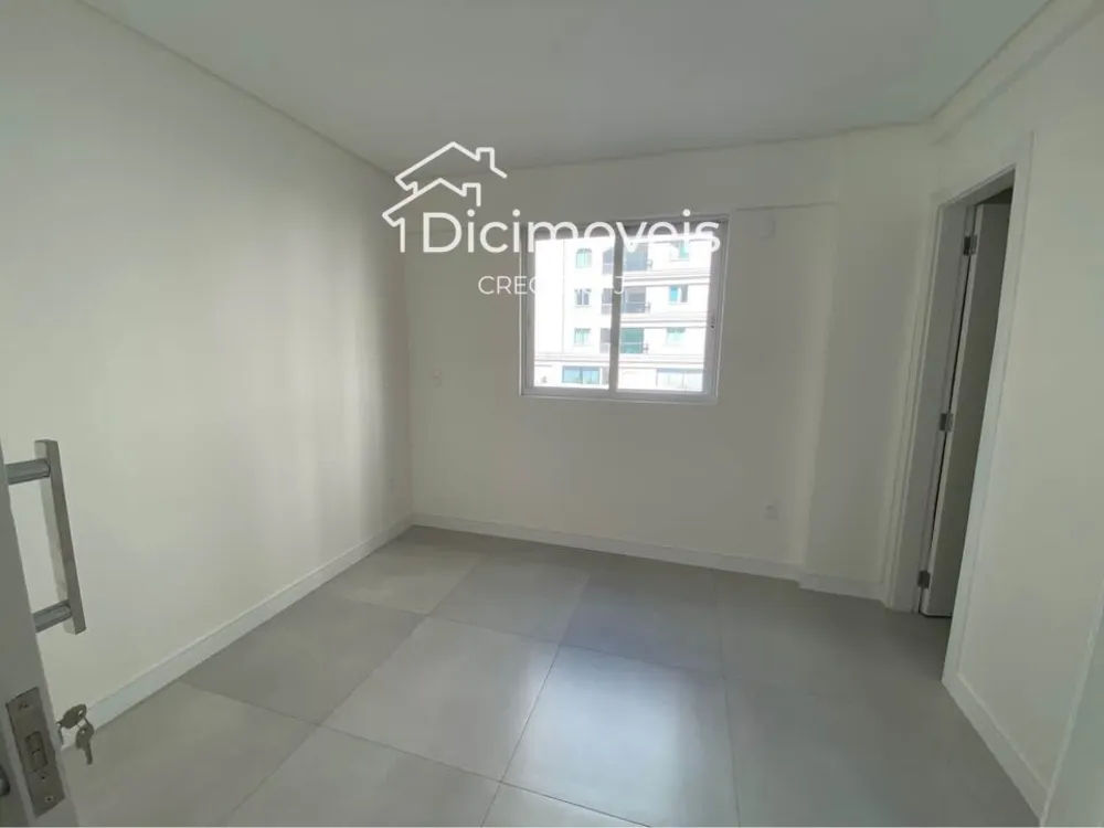Apartamento, 3 quartos, 100 m² - Foto 1