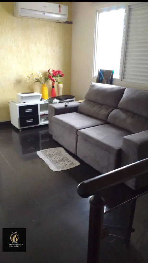 Casa, 3 quartos, 125636 m² - Foto 2