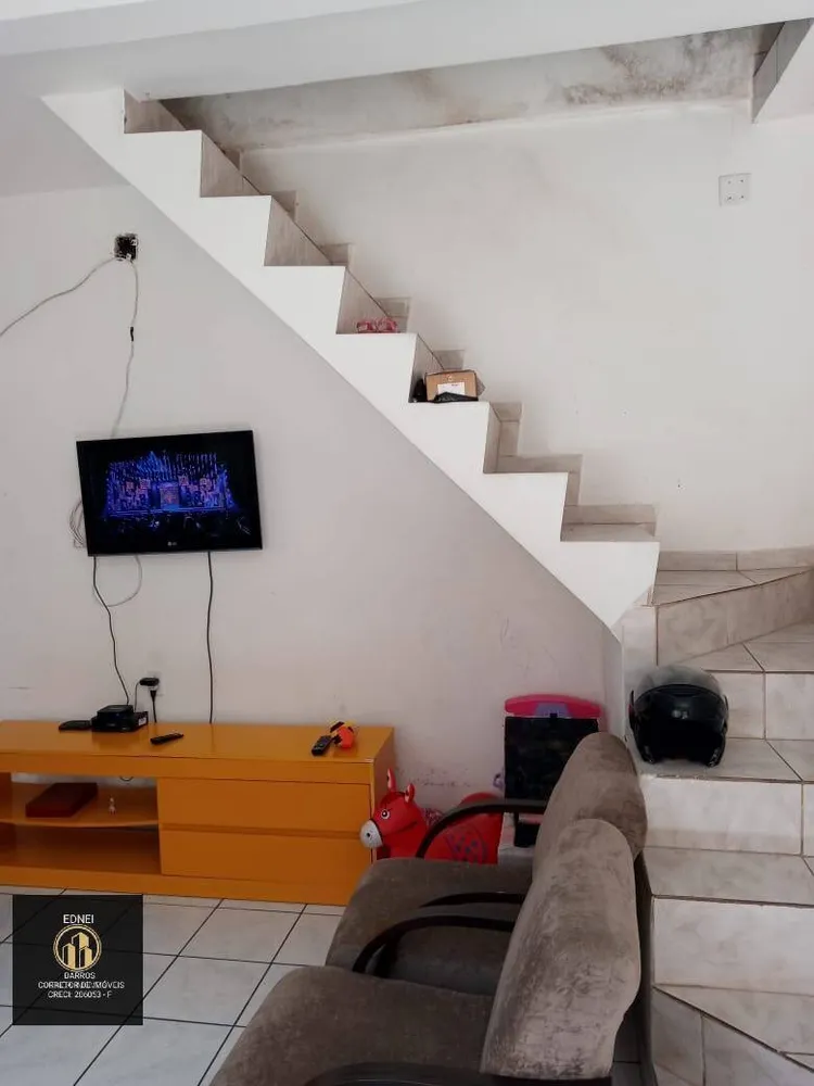Casa, 2 quartos, 70 m² - Foto 1