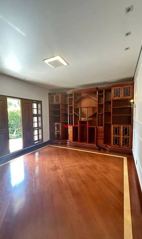 Sobrado, 5 quartos, 368 m² - Foto 1