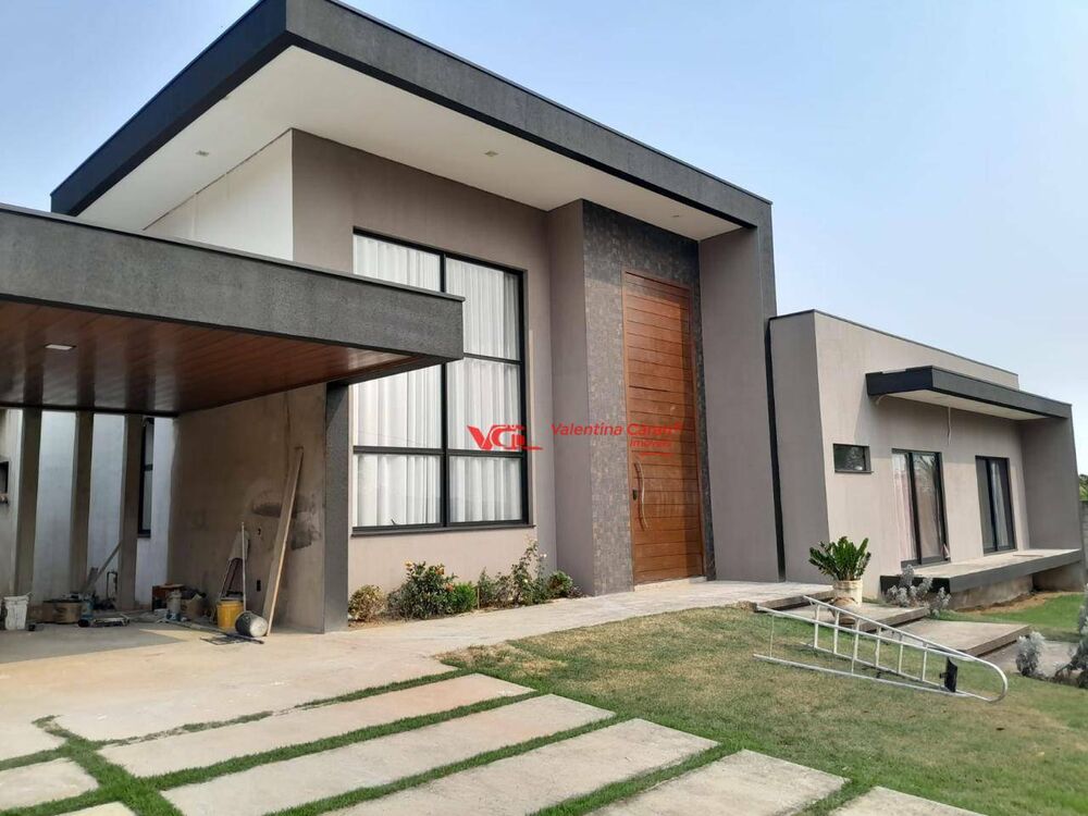 Chácara à venda com 3 quartos, 380m² - Foto 1