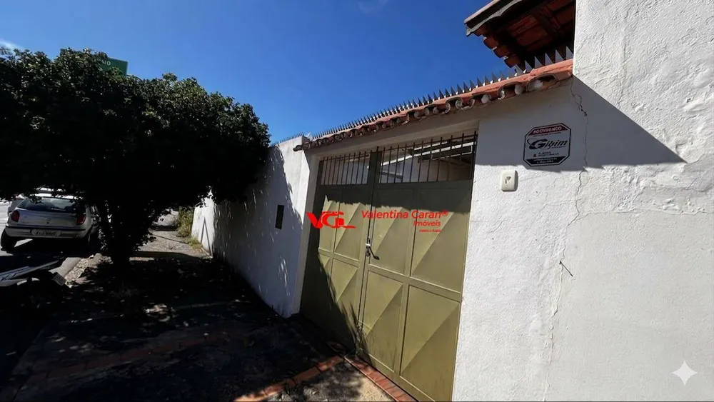 Casa, 3 quartos, 227 m² - Foto 1