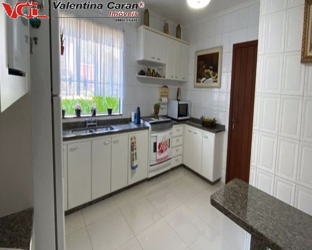 Chácara, 5 quartos, 2500 m² - Foto 1