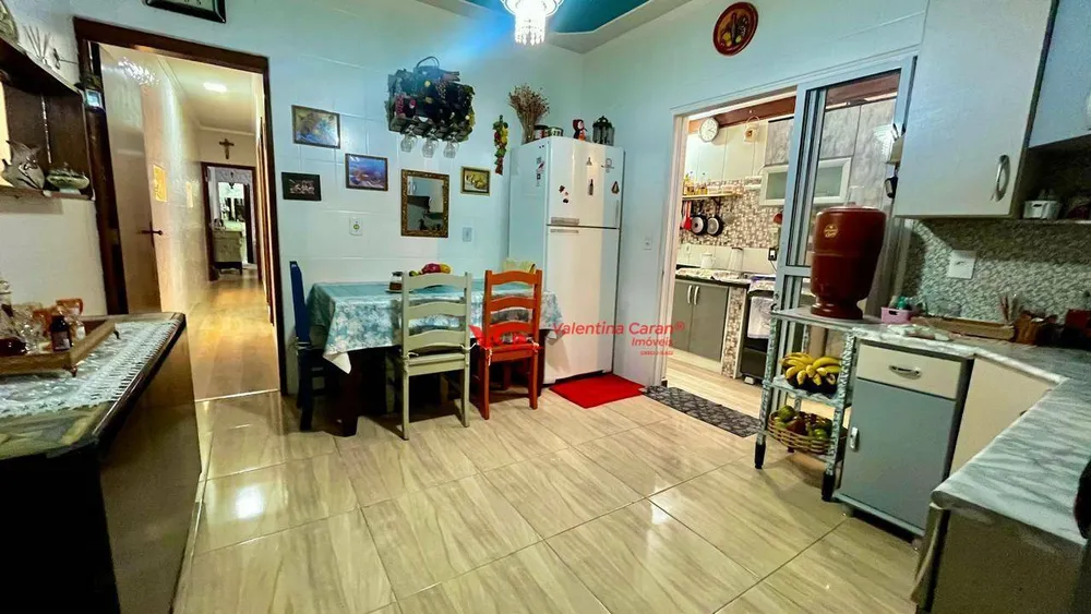 Sobrado, 3 quartos, 180 m² - Foto 1