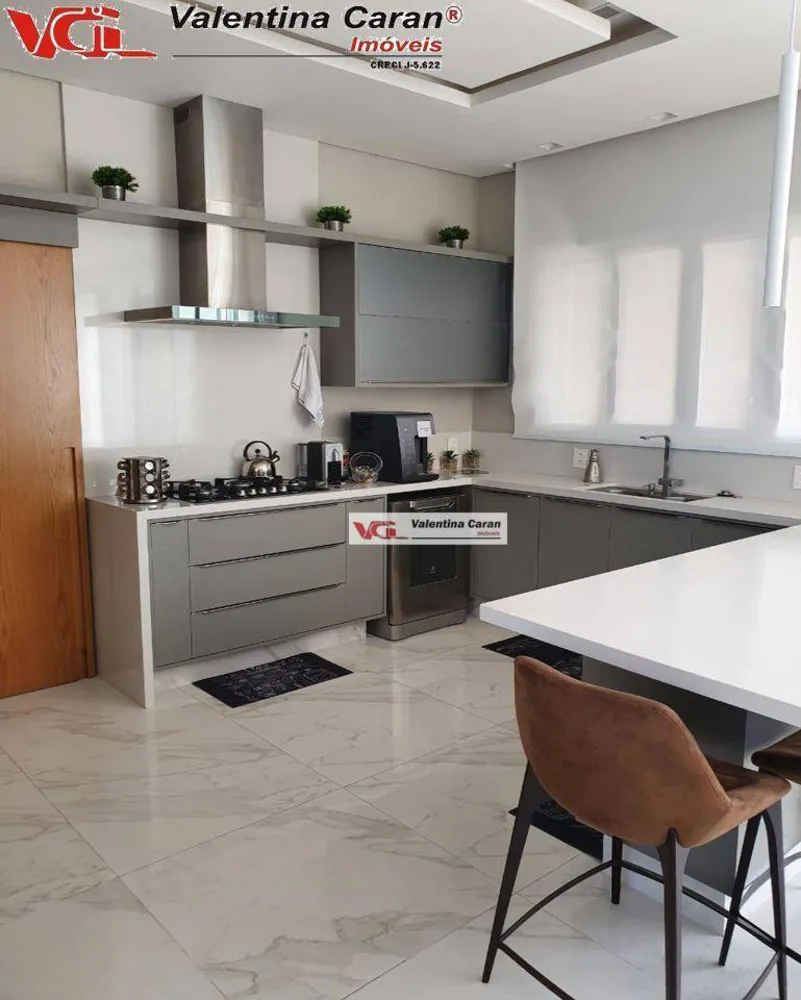 Sobrado, 4 quartos, 520 m² - Foto 1