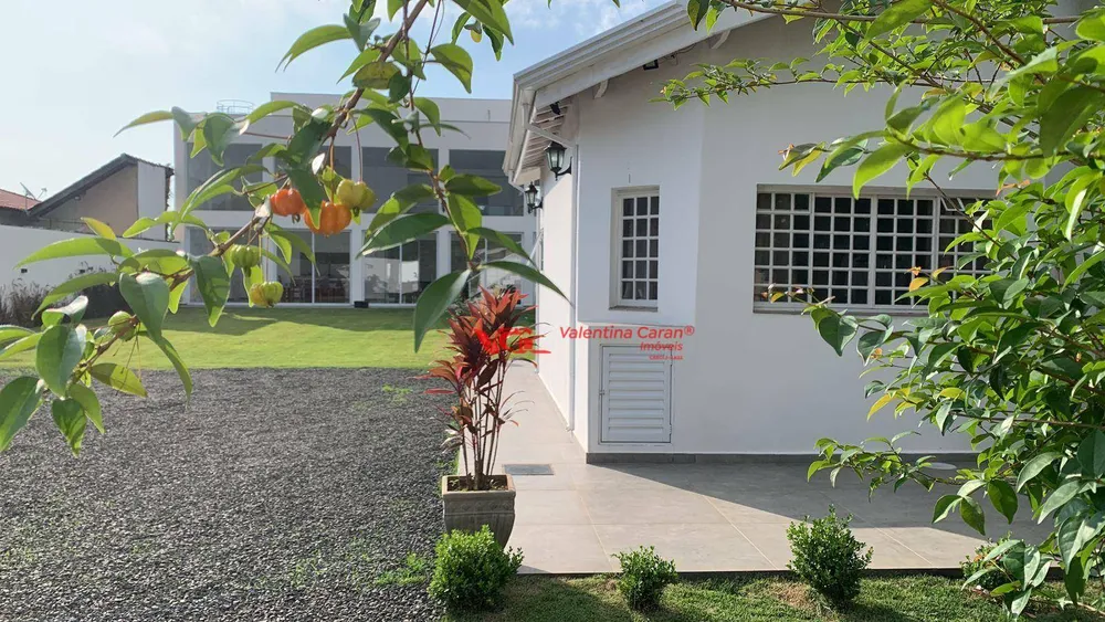 Chácara, 4 quartos, 1000 m² - Foto 10