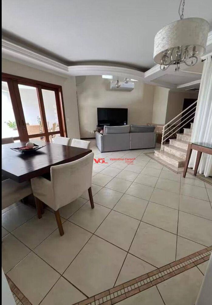 Sobrado, 4 quartos, 240 m² - Foto 2