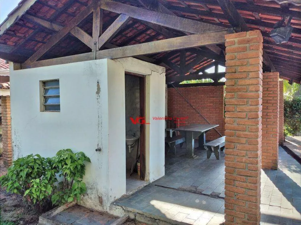 Chácara à venda com 3 quartos, 232m² - Foto 14