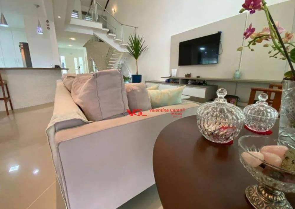 Sobrado, 3 quartos, 268 m² - Foto 3