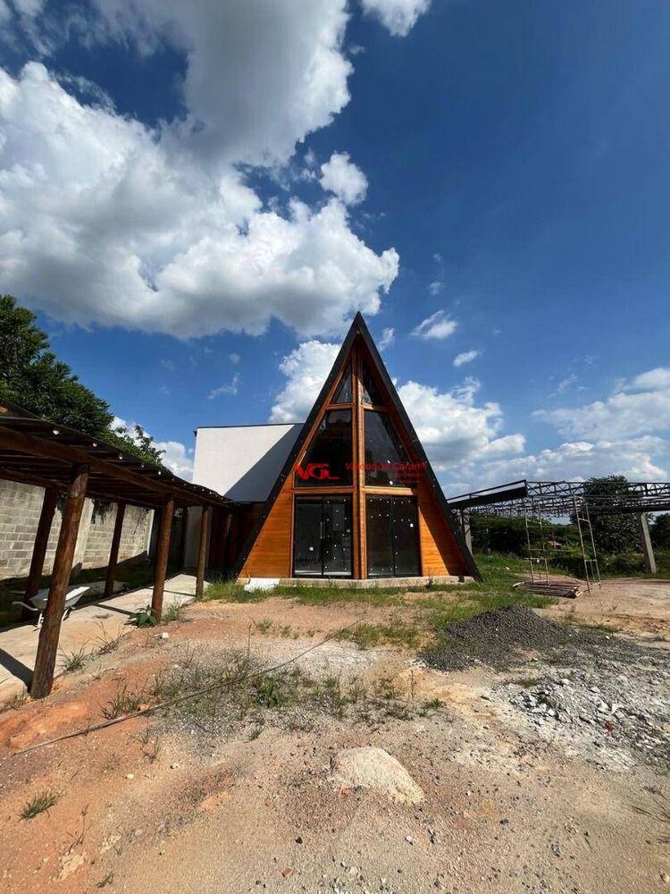 Chácara, 3 quartos, 3000 m² - Foto 1