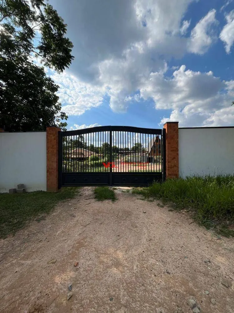 Chácara, 3 quartos, 3000 m² - Foto 1