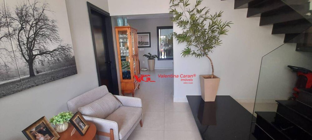 Sobrado, 3 quartos, 222 m² - Foto 2